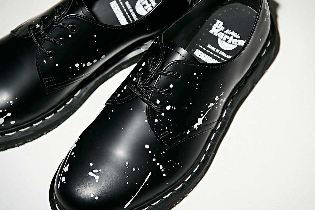 Dr. Martens × NEIGHBORHOODから至極のコラボシューズが登場